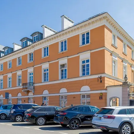Heart Of The Old Town Royal By Renters Appartement *