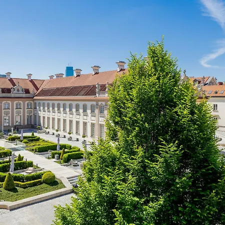 Appartement Heart Of The Old Town Royal By Renters Varsovie