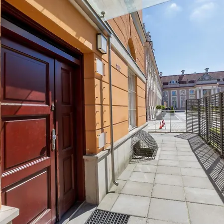 Appartement Heart Of The Old Town Royal By Renters