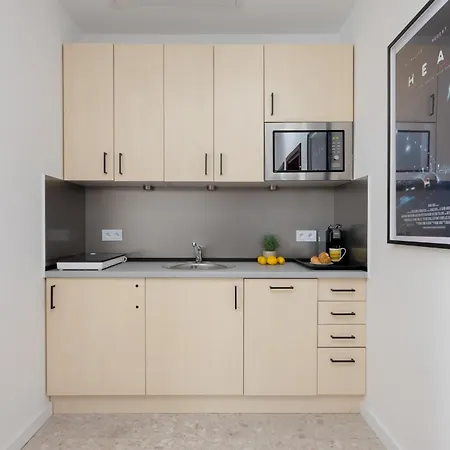 Heart Of The Old Town Royal By Renters *