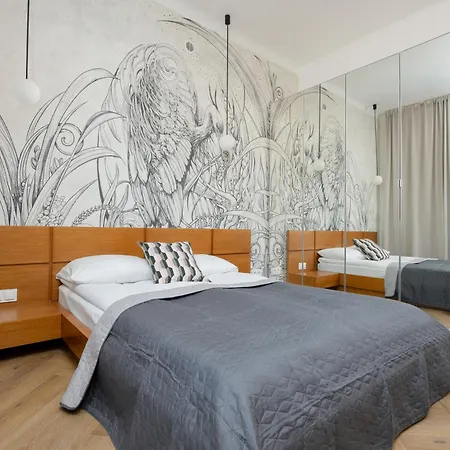 Apartament Heart Of The Old Town Royal By Renters